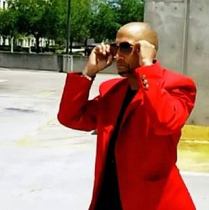 Meet your Posher, Darius